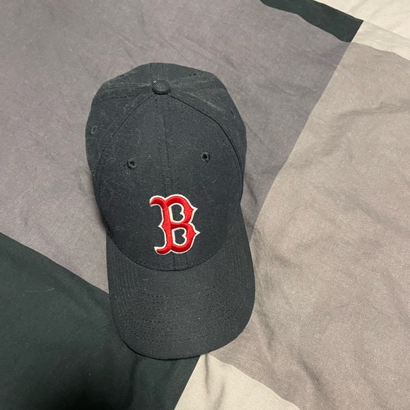 Hat - Picture 2 of 4